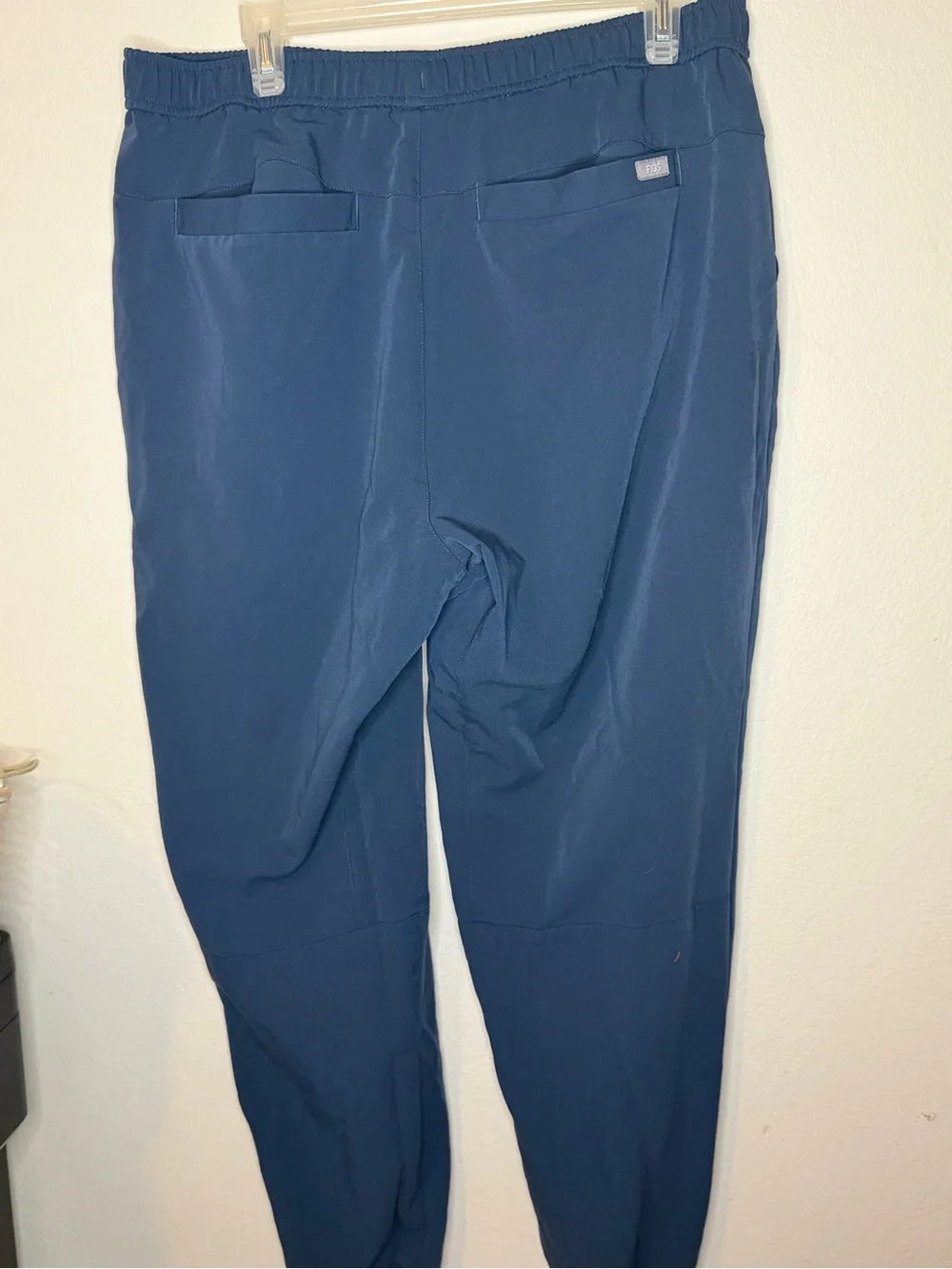 FIGS Men’s Navy Pull-On Joggers